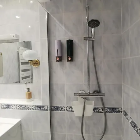 Maison La Tour * Nere