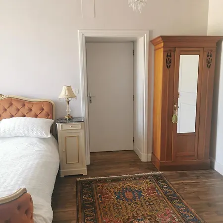 Maison La Tour *